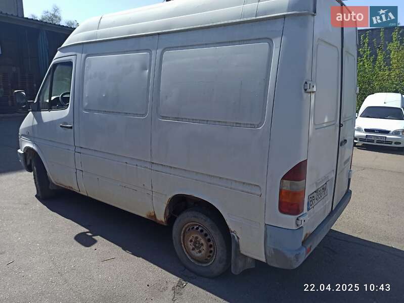 Грузовой фургон Mercedes-Benz Sprinter 1998 в Киеве