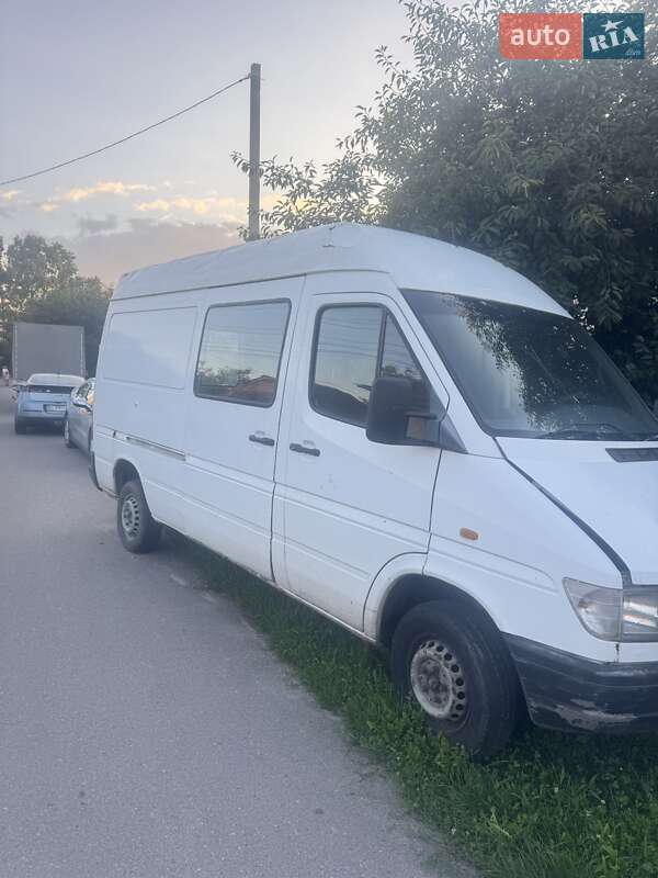 Грузовой фургон Mercedes-Benz Sprinter 1998 в Броварах