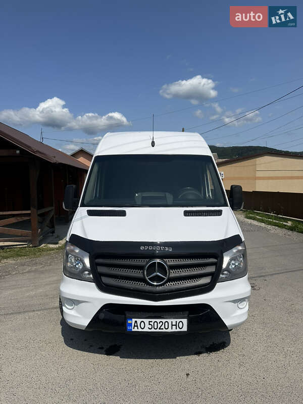 Микроавтобус Mercedes-Benz Sprinter 2017 в Иршаве фото 4 Микроавтобус Mercedes-Benz Sprinter 2017 в Иршаве