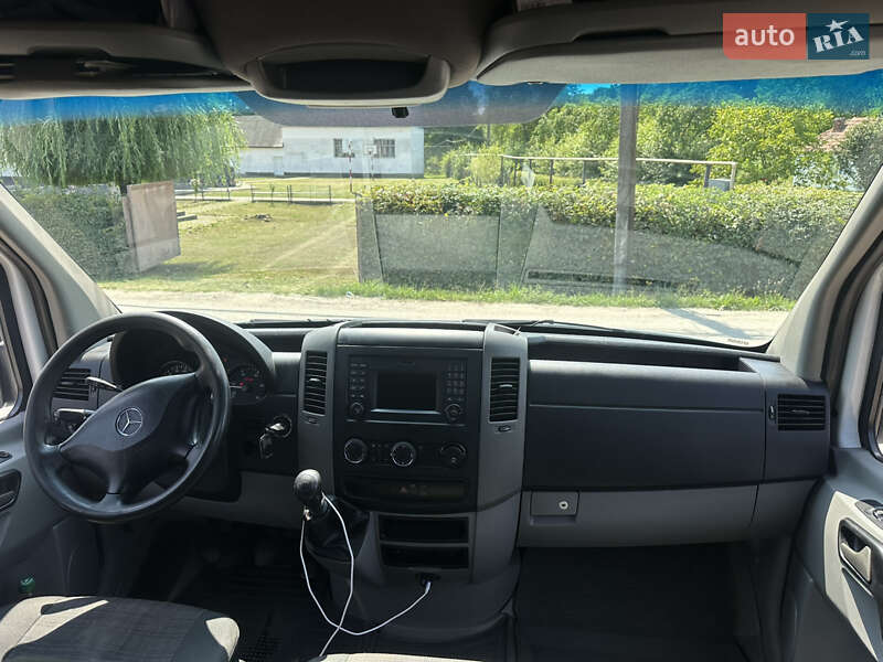 Микроавтобус Mercedes-Benz Sprinter 2017 в Иршаве фото 11 Микроавтобус Mercedes-Benz Sprinter 2017 в Иршаве