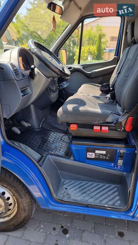 Микроавтобус Mercedes-Benz Sprinter 2002 в Берегово