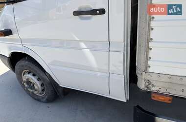 Грузовой фургон Mercedes-Benz Sprinter 2003 в 