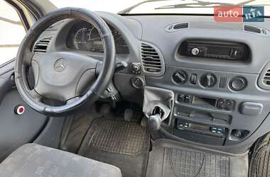 Грузовой фургон Mercedes-Benz Sprinter 2003 в 