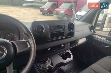 Грузовой фургон Mercedes-Benz Sprinter 2021 в 