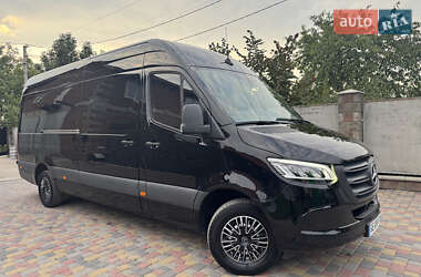 Грузовой фургон Mercedes-Benz Sprinter 2022 в 