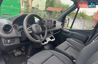 Грузовой фургон Mercedes-Benz Sprinter 2022 в 