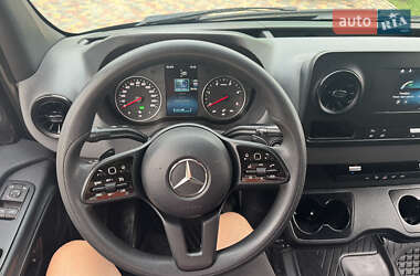 Грузовой фургон Mercedes-Benz Sprinter 2022 в 