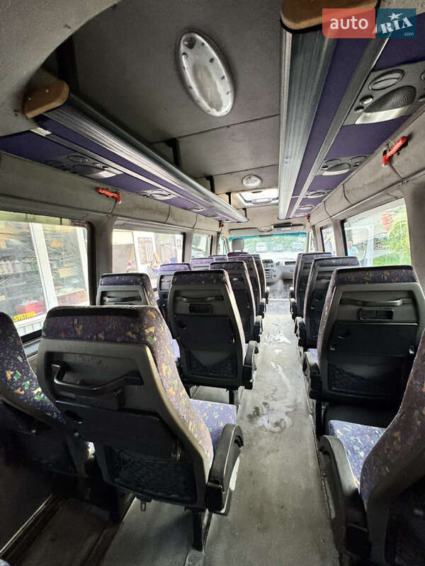Микроавтобус Mercedes-Benz Sprinter 2002 в Киеве