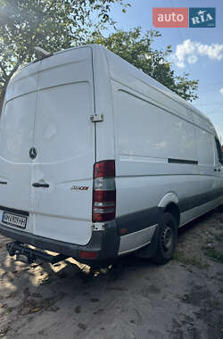 Грузовой фургон Mercedes-Benz Sprinter 2010 в 