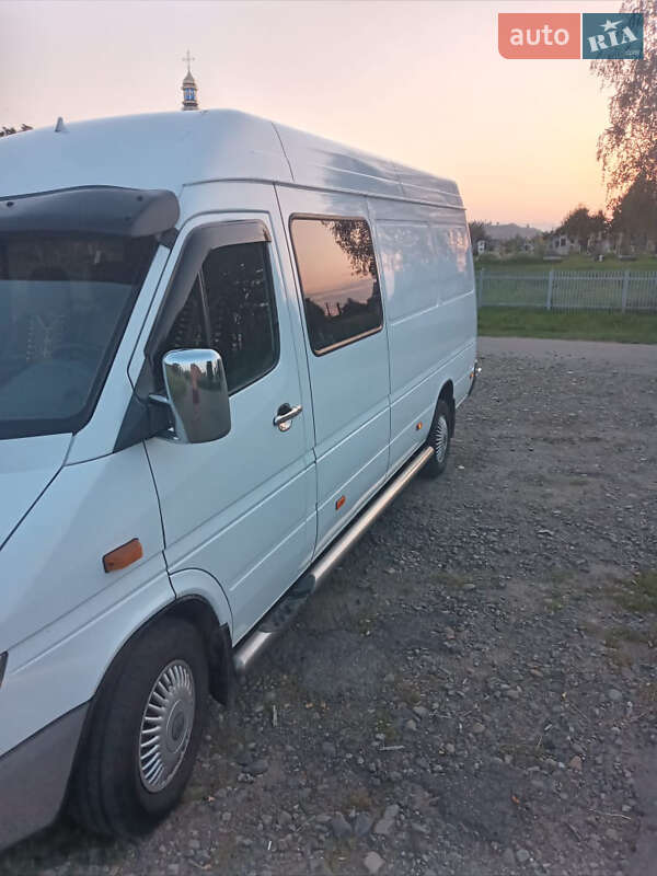 Mercedes-Benz Sprinter 2005