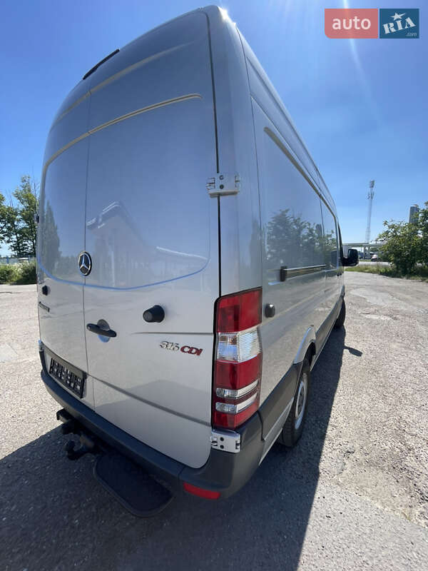 Грузовой фургон Mercedes-Benz Sprinter 2012 в Черновцах