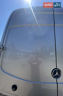 Грузовой фургон Mercedes-Benz Sprinter 2012 в 
