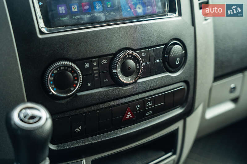 Микроавтобус Mercedes-Benz Sprinter 2015 в Черновцах фото 65 Микроавтобус Mercedes-Benz Sprinter 2015 в Черновцах