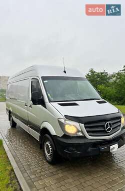 Грузовой фургон Mercedes-Benz Sprinter 2013 в Львове