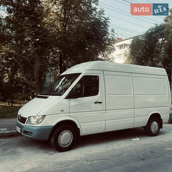 Грузовой фургон Mercedes-Benz Sprinter 2005 в Житомире