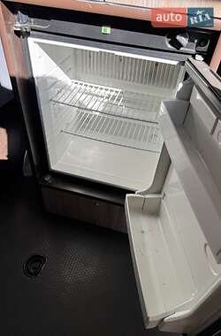 Грузопассажирский фургон Mercedes-Benz Sprinter 2012 в 