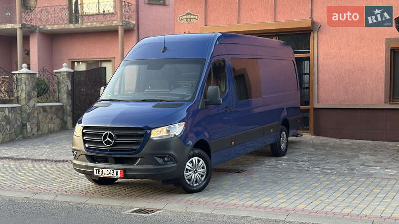 Вантажний фургон Mercedes-Benz Sprinter 2023 в Сваляві