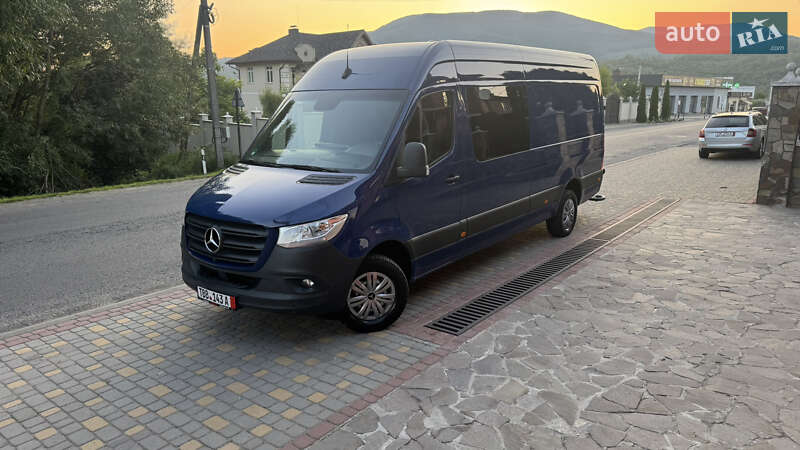 Вантажний фургон Mercedes-Benz Sprinter 2023 в Сваляві