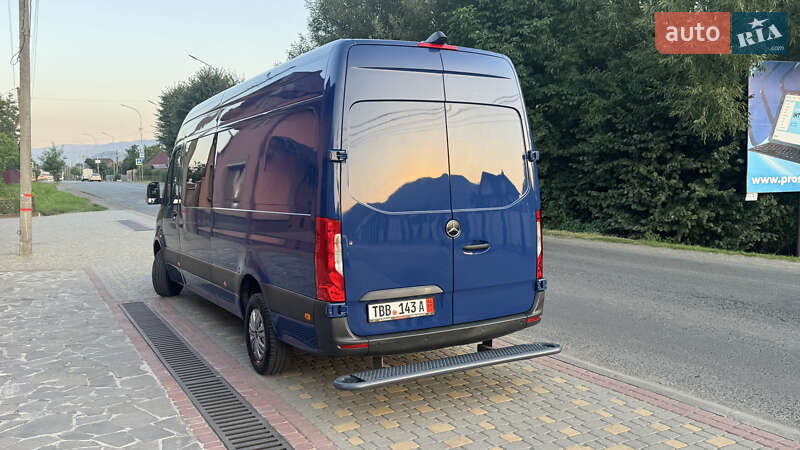 Вантажний фургон Mercedes-Benz Sprinter 2023 в Сваляві