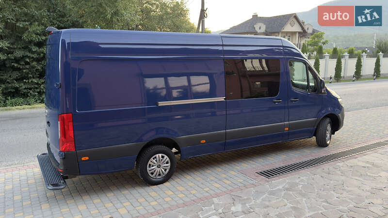 Вантажний фургон Mercedes-Benz Sprinter 2023 в Сваляві