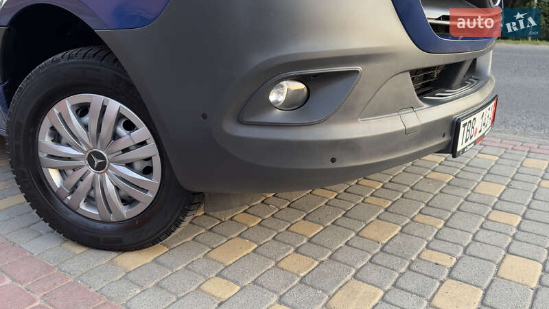 Вантажний фургон Mercedes-Benz Sprinter 2023 в Сваляві