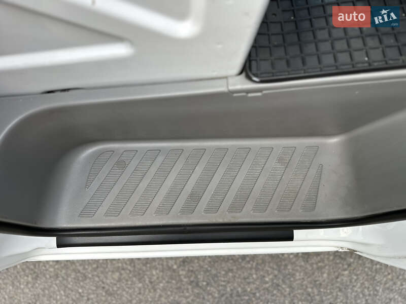 Другие грузовики Mercedes-Benz Sprinter 2016 в Ужгороде