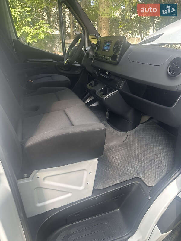 Вантажний фургон Mercedes-Benz Sprinter 2021 в Почаєві