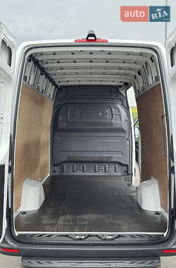 Грузовой фургон Mercedes-Benz Sprinter 2022 в 