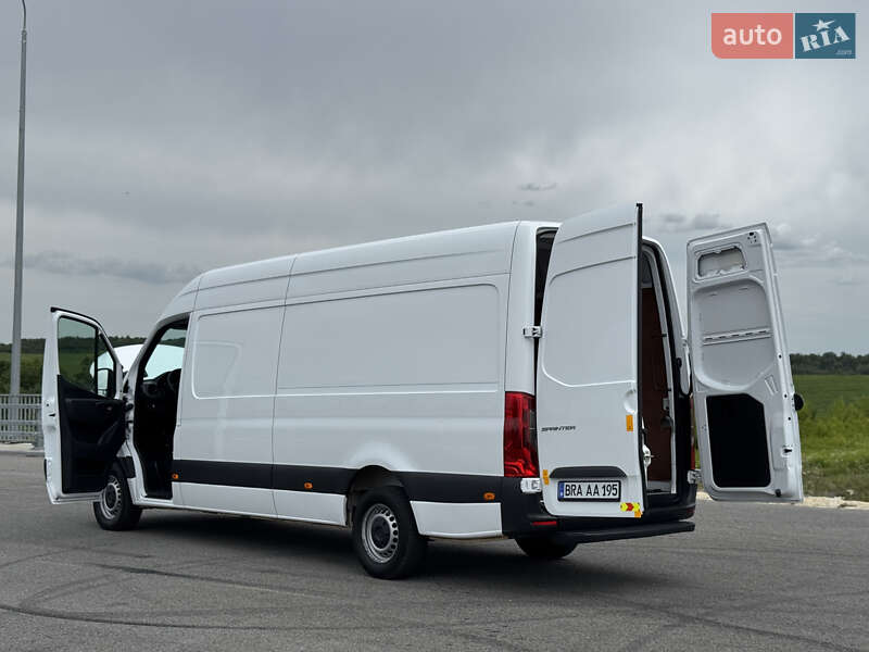 Вантажний фургон Mercedes-Benz Sprinter 2022 в Рівному