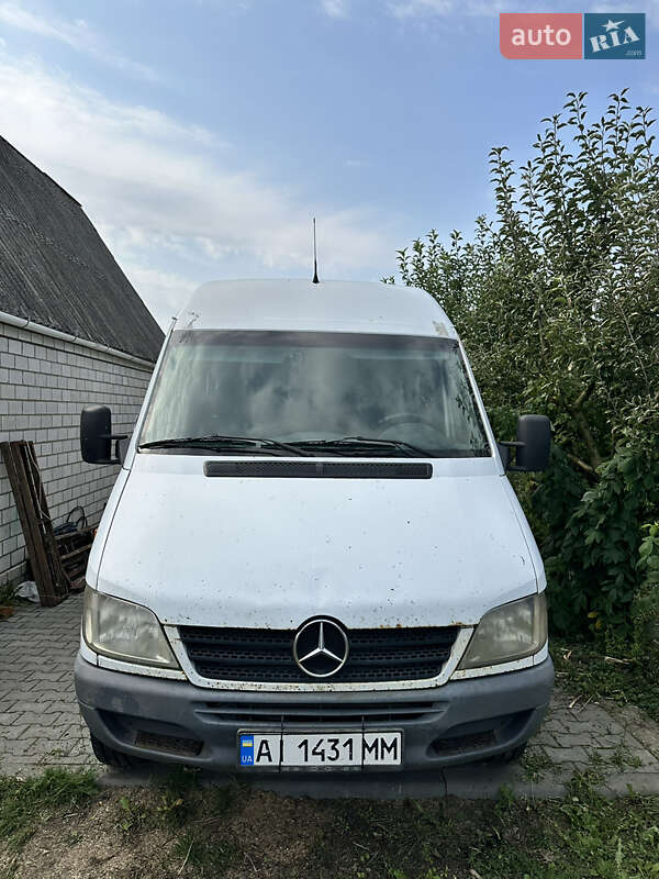 Mercedes-Benz Sprinter 2005