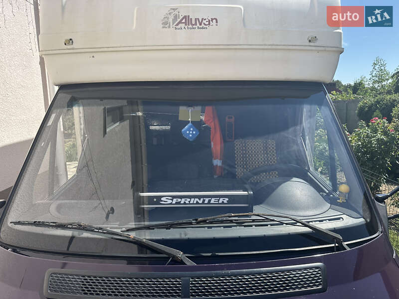 Вантажний фургон Mercedes-Benz Sprinter 2004 в Одесі фото 6 Вантажний фургон Mercedes-Benz Sprinter 2004 в Одесі