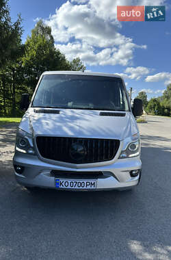 Микроавтобус Mercedes-Benz Sprinter 2016 в Межгорье
