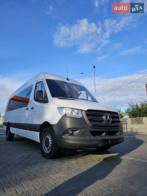 Mercedes-Benz Sprinter 2021