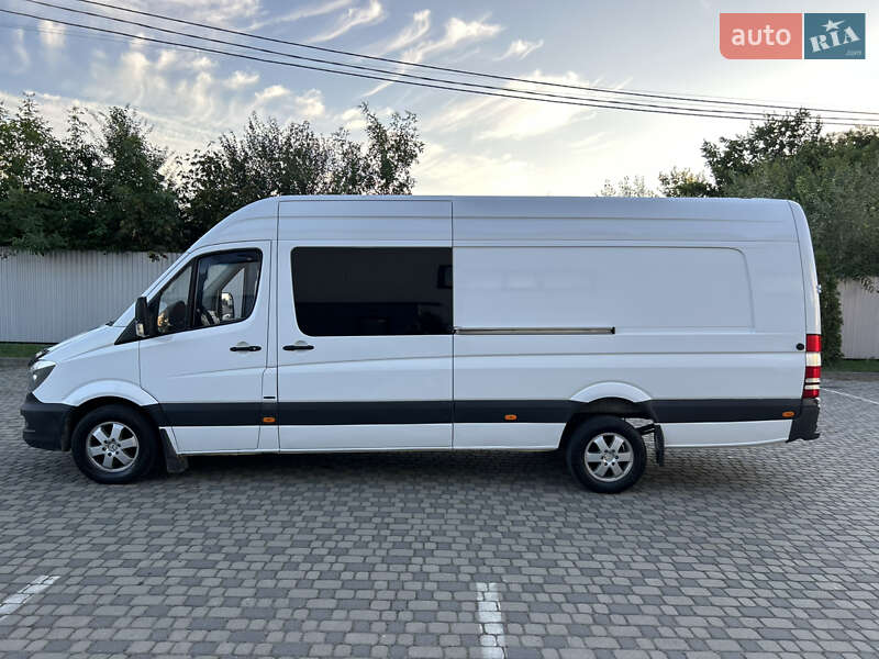 Вантажопасажирський фургон Mercedes-Benz Sprinter 2015 в Івано-Франківську