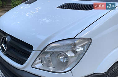 Грузовой фургон Mercedes-Benz Sprinter 2008 в 