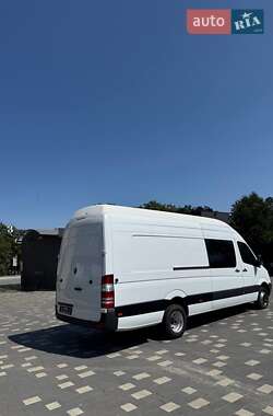 Грузовой фургон Mercedes-Benz Sprinter 2010 в 