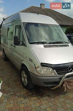 Микроавтобус Mercedes-Benz Sprinter 2006 в Новоселице