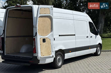 Грузовой фургон Mercedes-Benz Sprinter 2020 в 