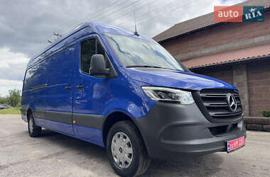 Грузовой фургон Mercedes-Benz Sprinter 2021 в 