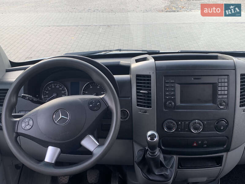 Грузопассажирский фургон Mercedes-Benz Sprinter 2016 в Стрые