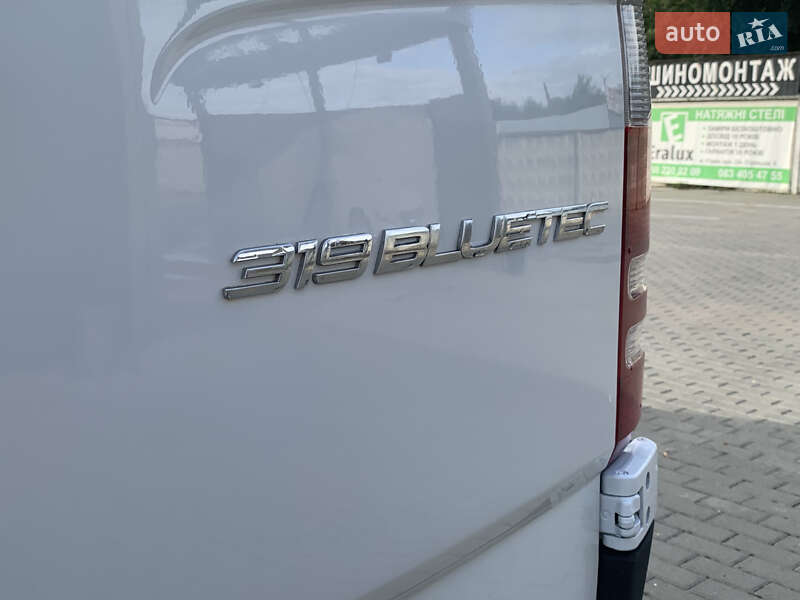 Грузопассажирский фургон Mercedes-Benz Sprinter 2016 в Стрые