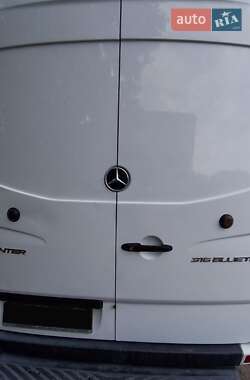 Грузовой фургон Mercedes-Benz Sprinter 2016 в 