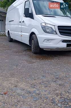 Грузовой фургон Mercedes-Benz Sprinter 2016 в 
