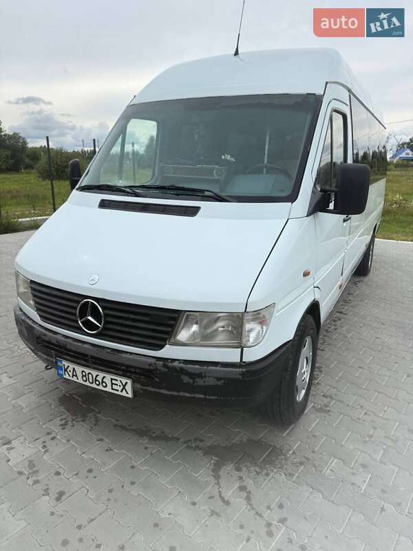 Микроавтобус Mercedes-Benz Sprinter 1999 в Буче