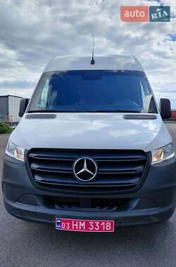 Грузовой фургон Mercedes-Benz Sprinter 2019 в 