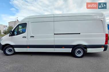 Грузовой фургон Mercedes-Benz Sprinter 2019 в 