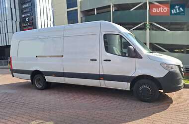 Грузовой фургон Mercedes-Benz Sprinter 2023 в Нововолынске