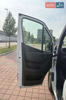 Грузовой фургон Mercedes-Benz Sprinter 2021 в 