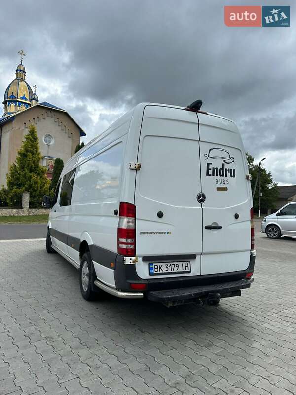 Вантажопасажирський фургон Mercedes-Benz Sprinter 2016 в Тернополі