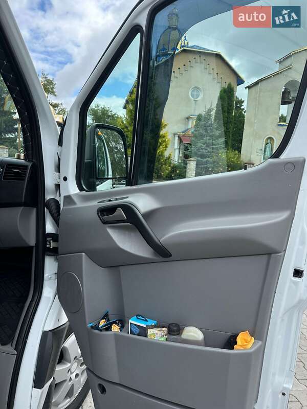 Вантажопасажирський фургон Mercedes-Benz Sprinter 2016 в Тернополі